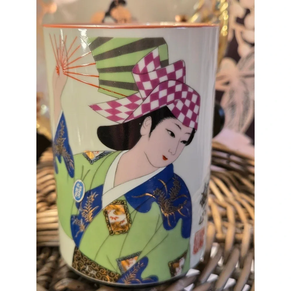 Vintage Japanese Geisha Tea Cups with Antique Japanese‎ Kutani Geisha Plate